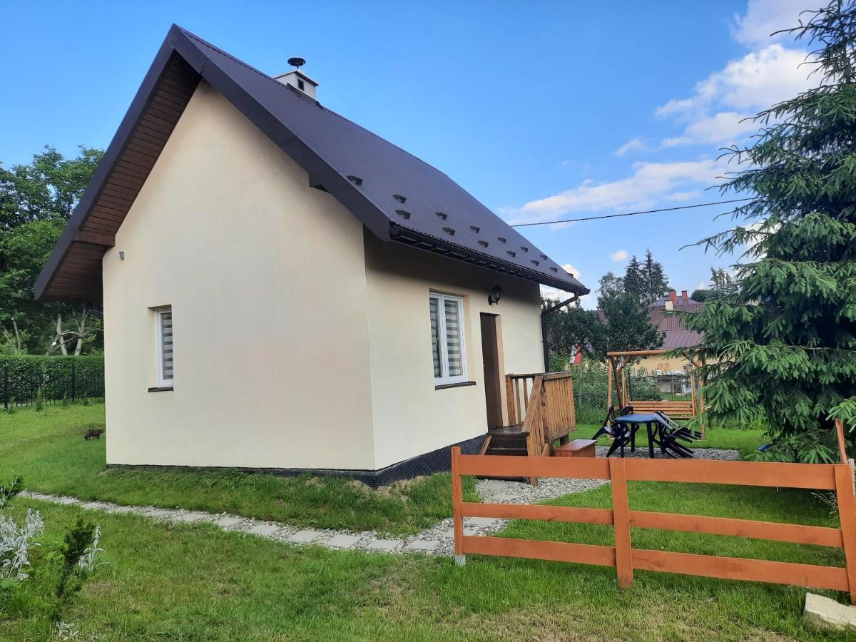Brzoskwiniowy Domek Ustrzyki Dolne Exterior photo